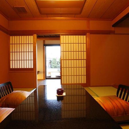 Hotel Wajoen Fuefuki Exteriér fotografie